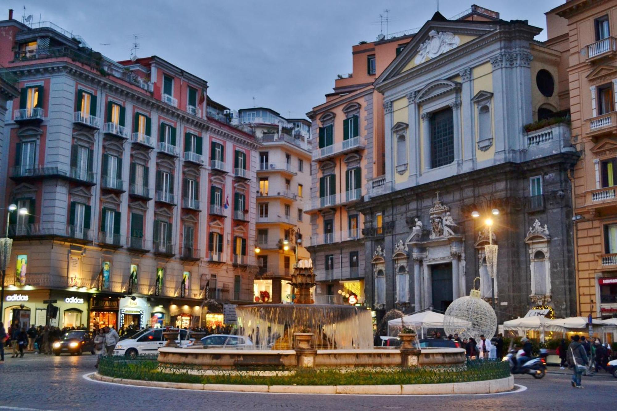 Vibra Napoli Apartament Bagian luar foto